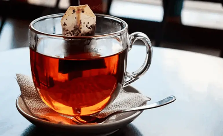 The History of Tea: How We Started Drinking the World’s Favorite Brew